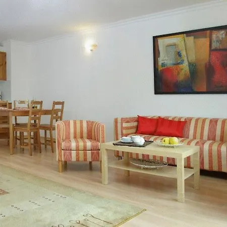Apartment Arte House *