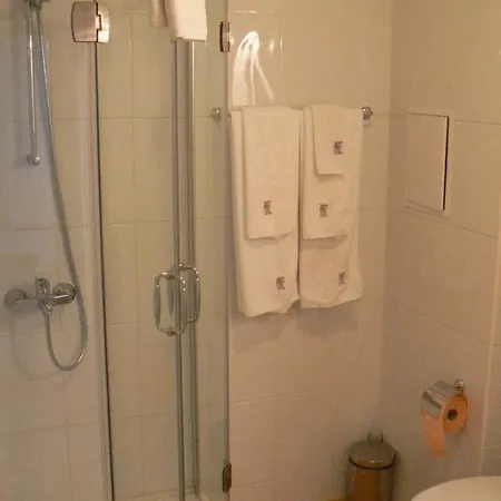 아파트 Arte House